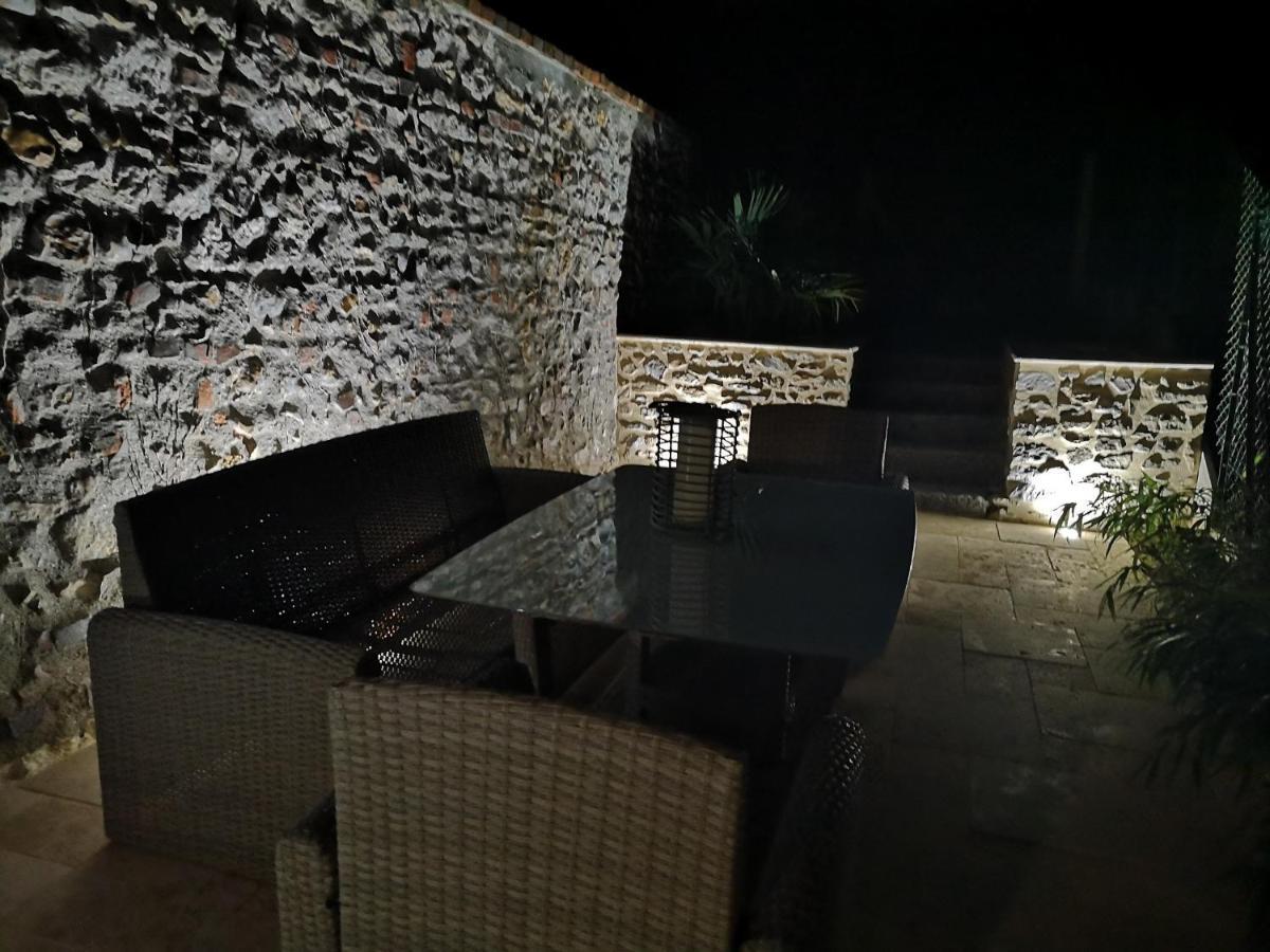Tuilerie De La Cote 4* Aparthotel Ouzouer-Sur-Trezee Buitenkant foto